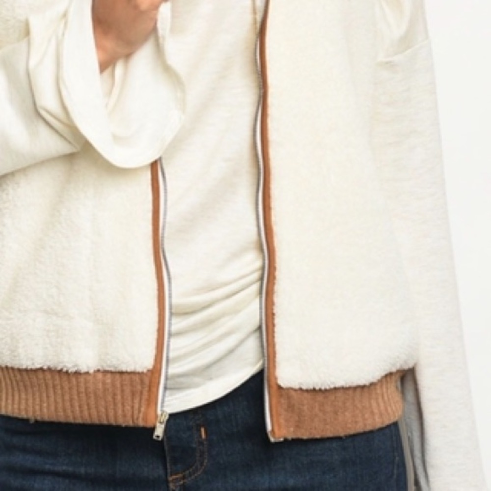 ❄️LAST3️⃣//OFF WHITE FLEECE VEST HOODIE - Picture 4 of 8